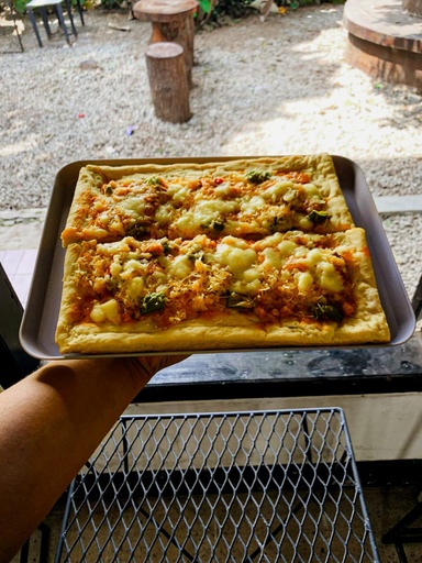 Slize Pizza by Marzia Pizzeria : Paperoni bolognase